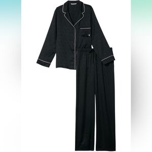 VICTORIA’S SECRET - pajama set